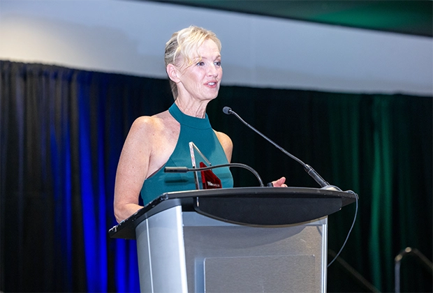 Female Voice Awards Winner