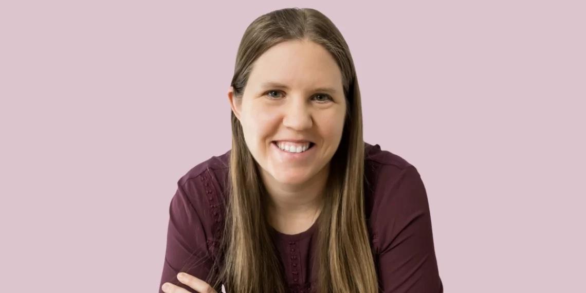 Amanda Huffman: Empowering Women Veterans on her Journey from Airman to Mom