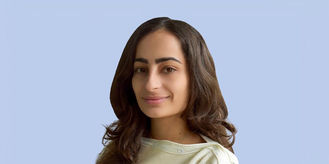 Yasmine Khosrowshahi - Bridging the Digital Divide