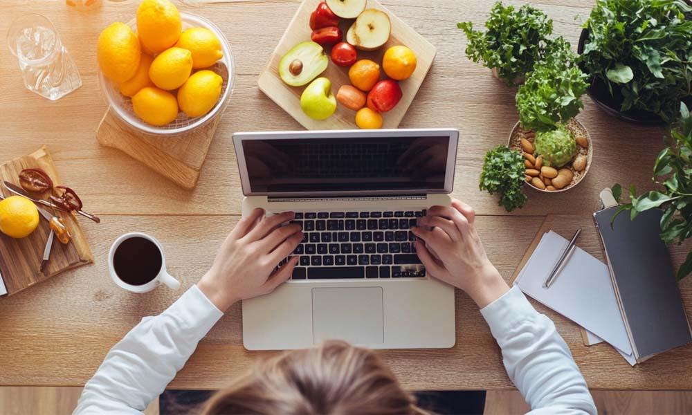Aligning Meal Times with Work Schedules for Optimal Energy