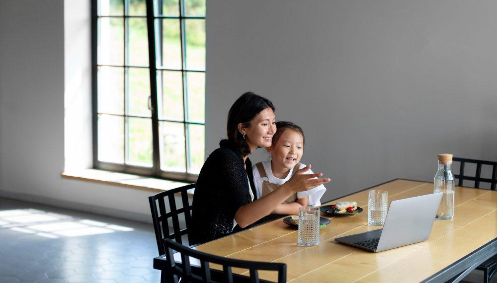Why Is Hiring Working Moms Good for Business?