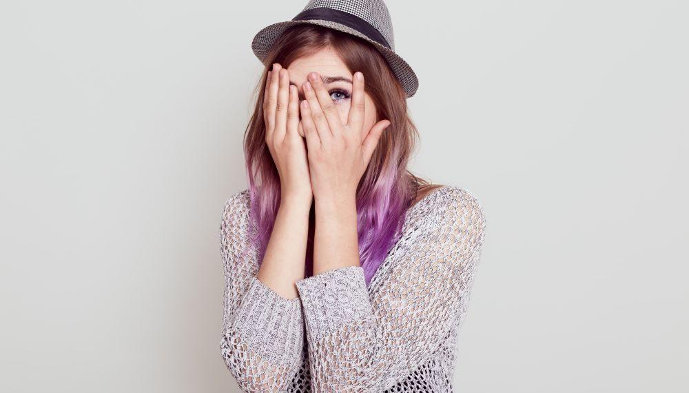 How to Overcome Shyness: Nine Confident Ways