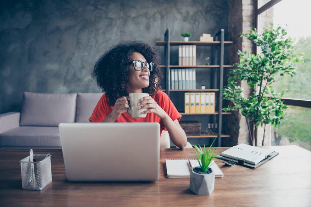 How to Stay Motivated While Facing The Entrepreneurial Roller-Coaster