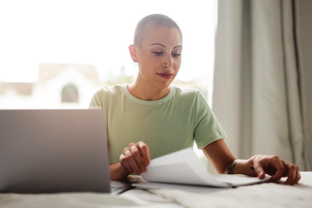 How to Integrate Learning into a Busy Lifestyle Using Tech