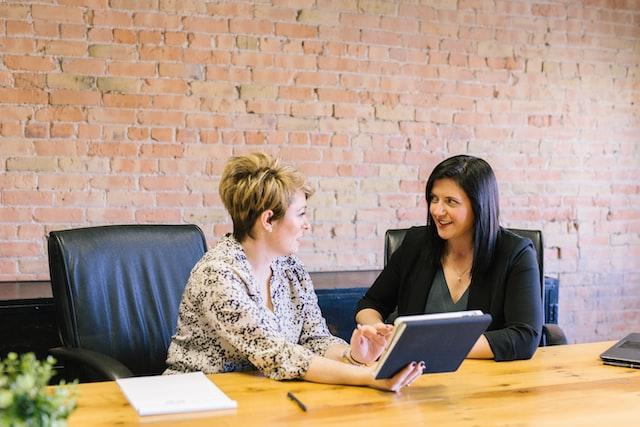 Top 5 Famous Female Mentor Mentee Relationships