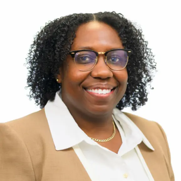 Amira Robinson