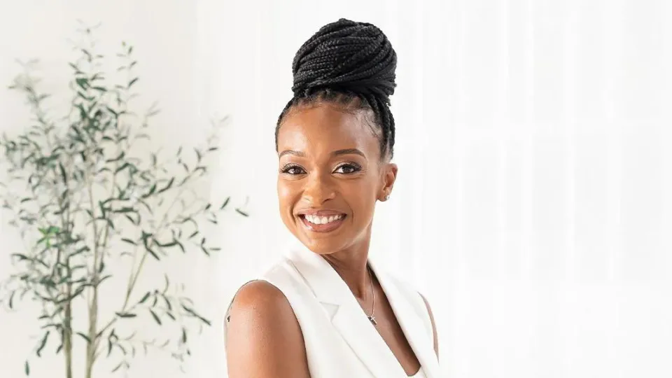 Alexis T. Jones: Accenting Successful Speaking