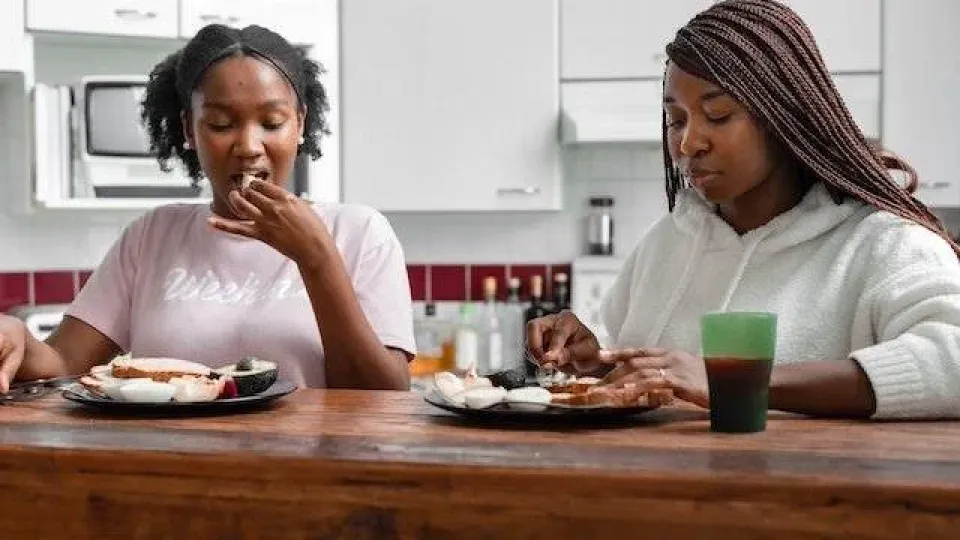Causes of Eating Disorders in Women and How to Help