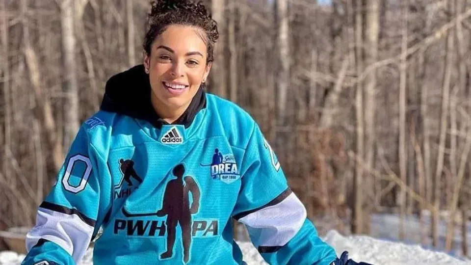 Sarah Nurse: A Canadian Black Hockey Player who Scored her Way into History