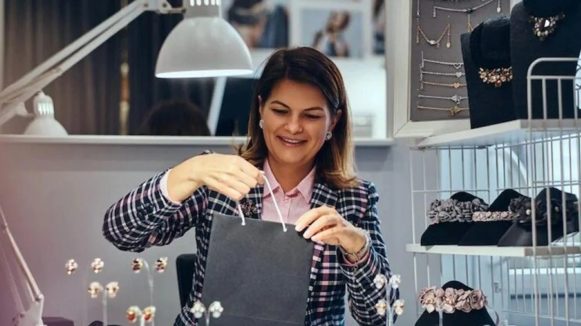 How to Start a Jewelry Business Online