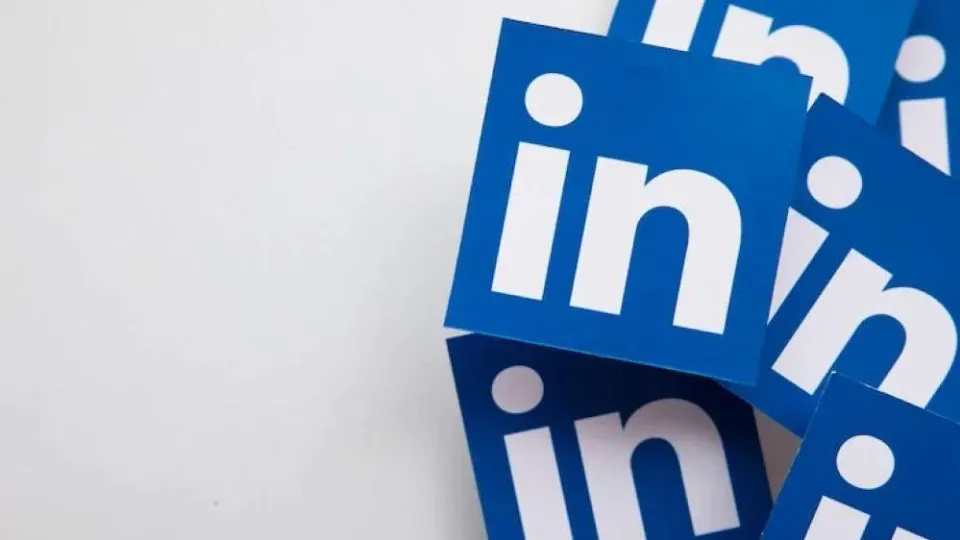 15 LinkedIn Branding Tips to Promote Your Business