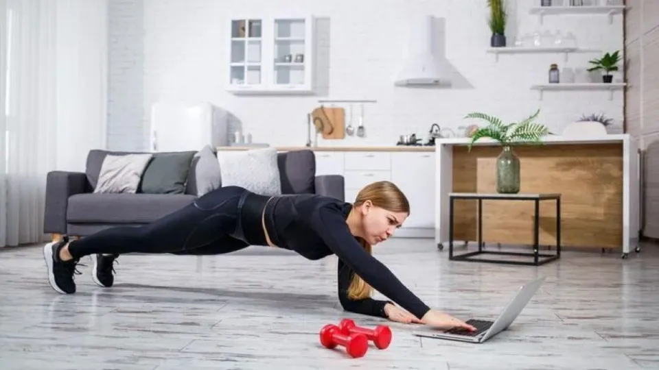 How to Stay Healthy While Working from Home