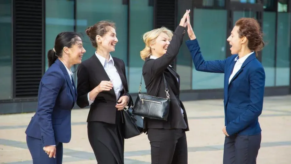10 Ways to Become a Better Business Leader