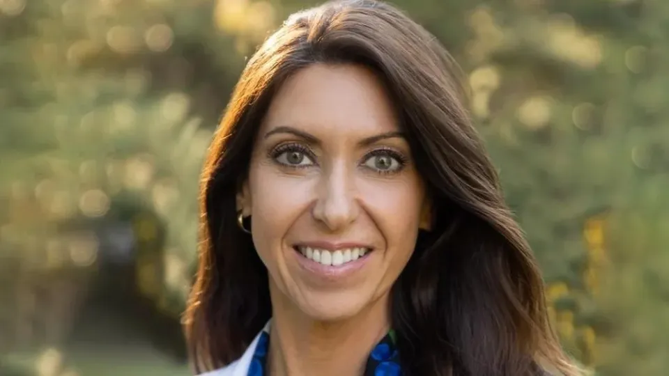 Karen Pelot: Helping Organizational Leaders Achieve Extra-Ordinary Results