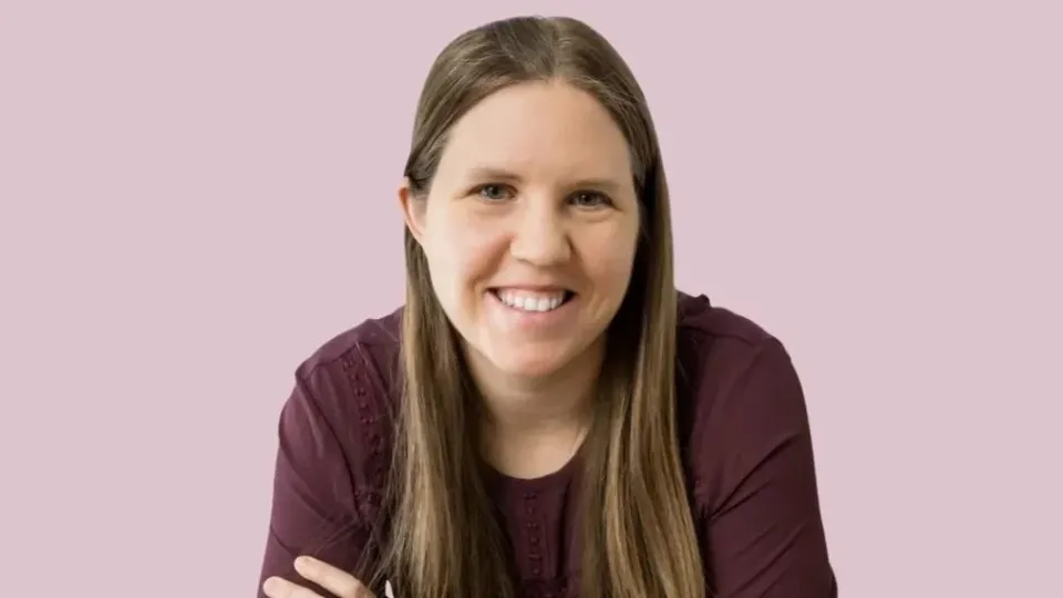 Amanda Huffman: Empowering Women Veterans on her Journey from Airman to Mom