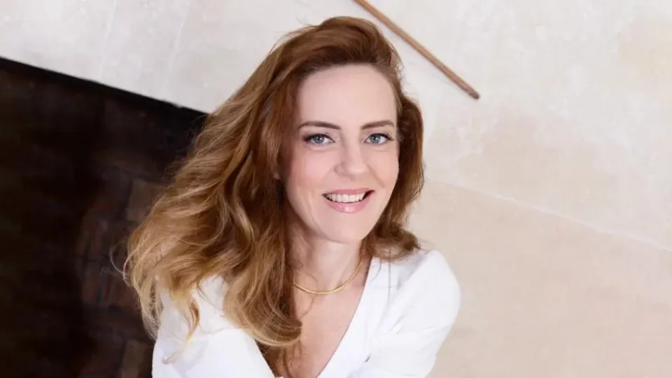 Sacha Awwa: Driving Growth and Empowering Small Businesses in the Marketing Industry