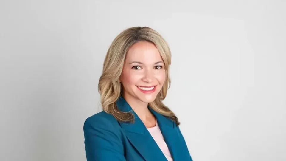 Ashley Oliker: Guiding the Path to Pay Transparency with Clear-Salary