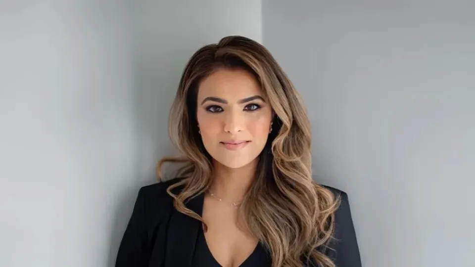 Anum Khan: The Career Mastermind Strategizing Your Success