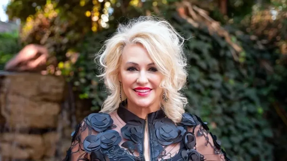 Stefani Havel: Unlocking Sales Success Through Authentic Communication