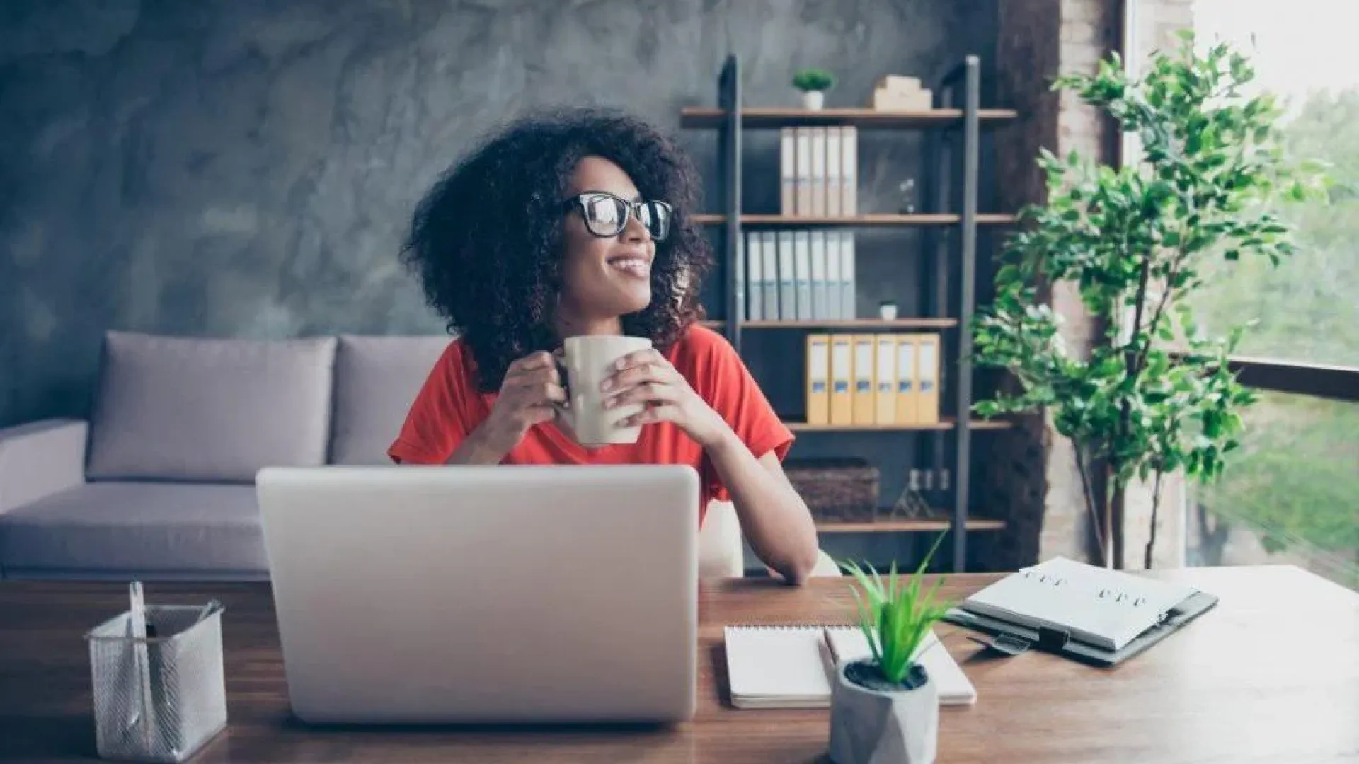 How to Stay Motivated While Facing The Entrepreneurial Roller-Coaster