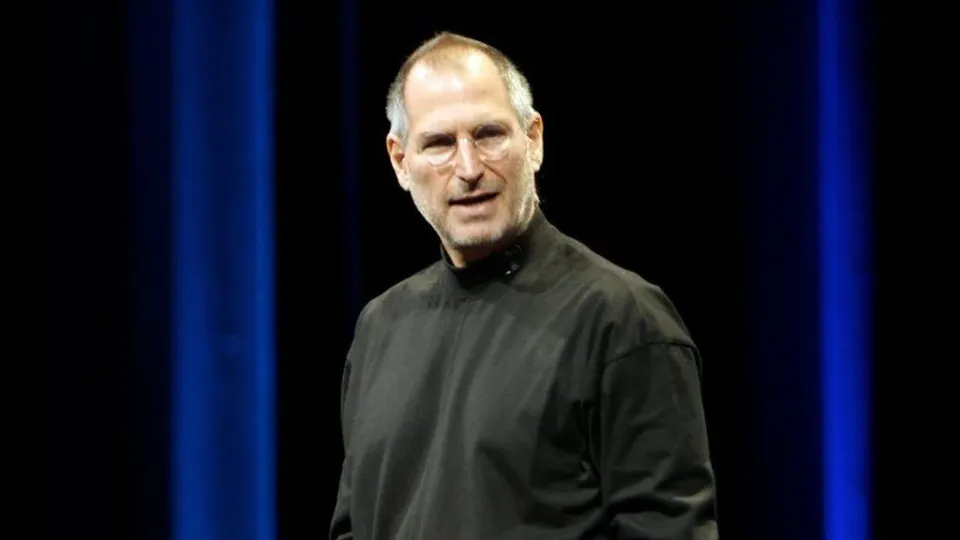 5 Lessons of Leadership from Steve Jobs: A Born Visionary Who Became a Genius Leader