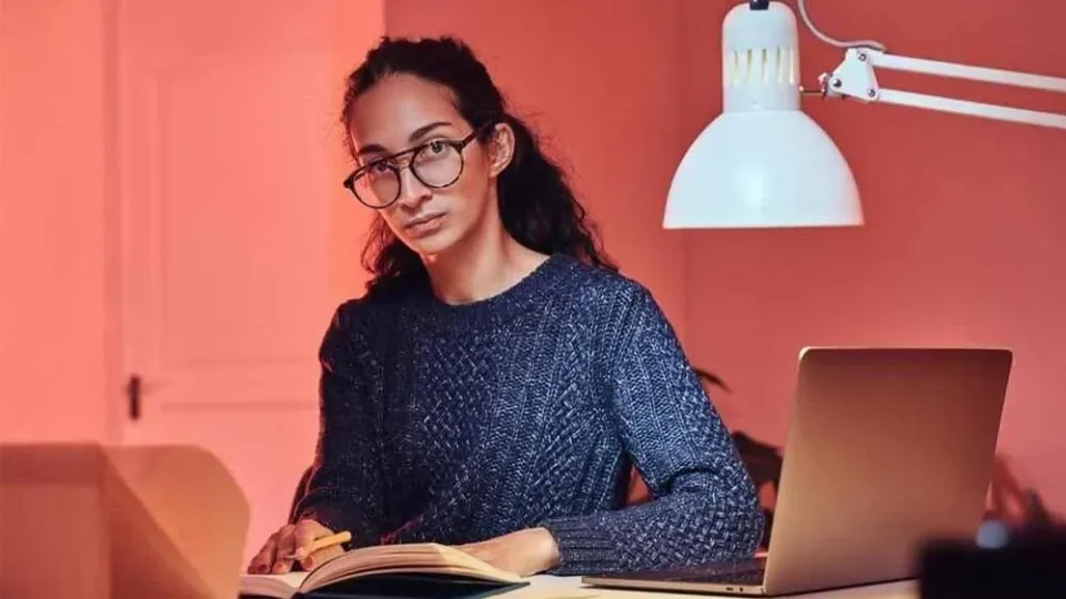How to Learn Anything Faster Without Feeling Overwhelmed