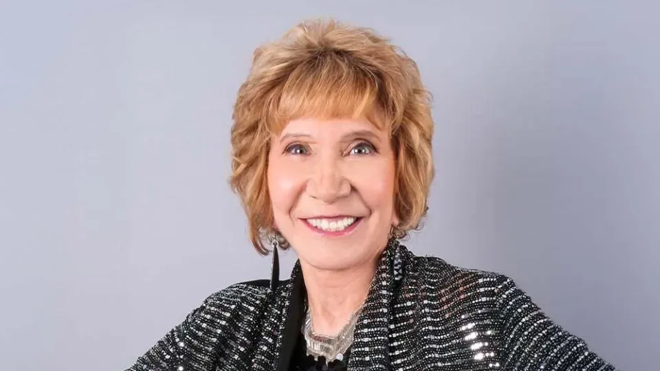 Dr. Jo Anne White: Transforming Challenges into Opportunities