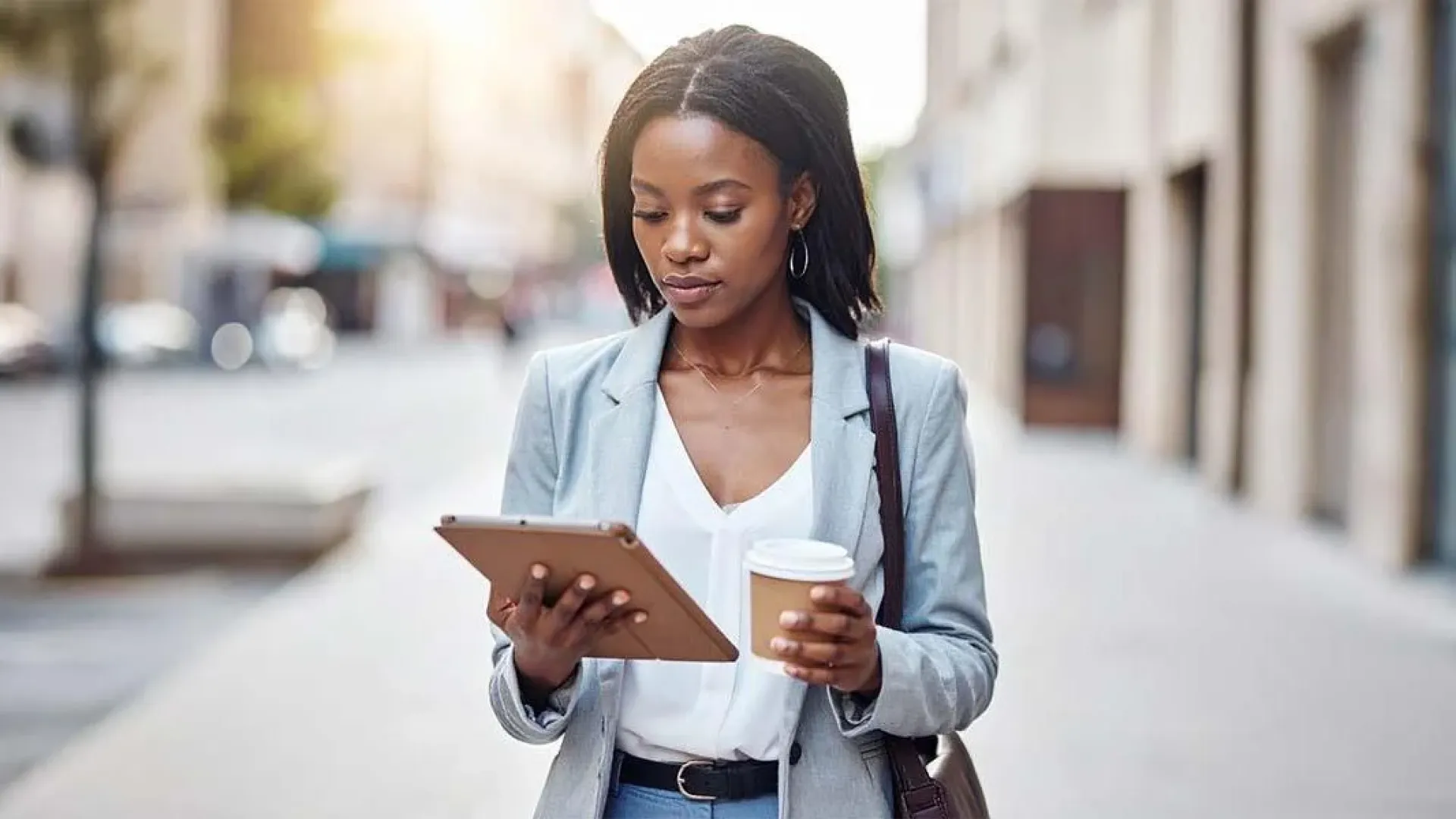 Tracking Employer Layoff History Before You Sign the Offer
