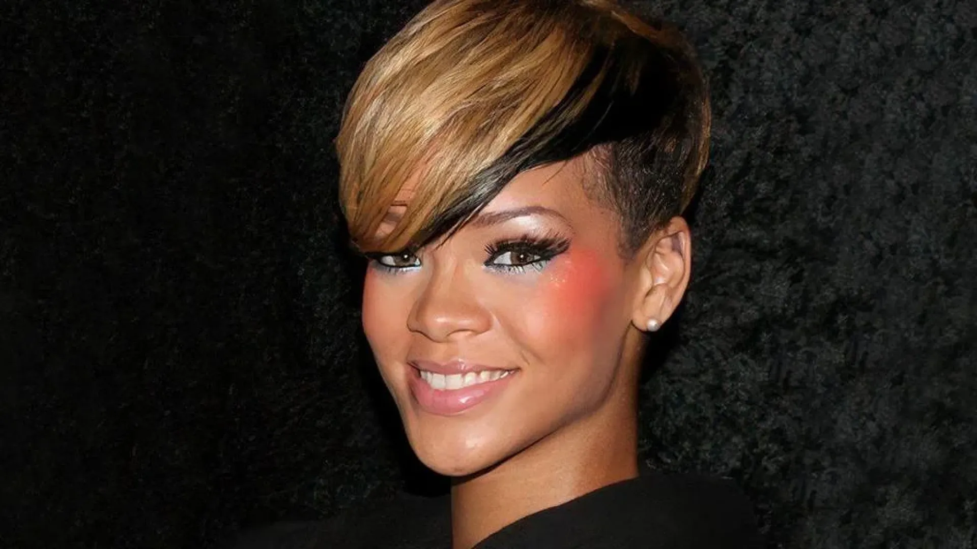 Rihanna the Influential Pop Star that Became the Richest Female Singer