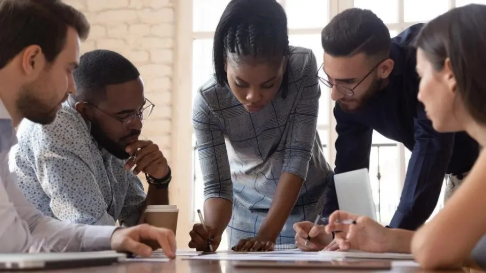 How To Be A Business Leader For Your Small Business