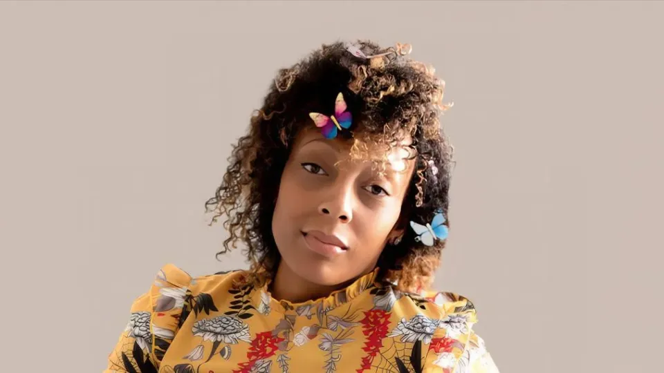 The Female Founder of a Beauty Brand, AcARRE