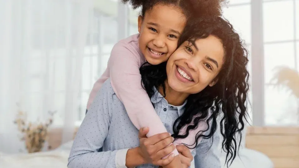 Women's Earnings Fall after Childbirth: Study